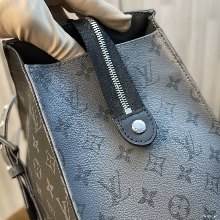 Fashionrep LV Bag 2210DJ0008 0822